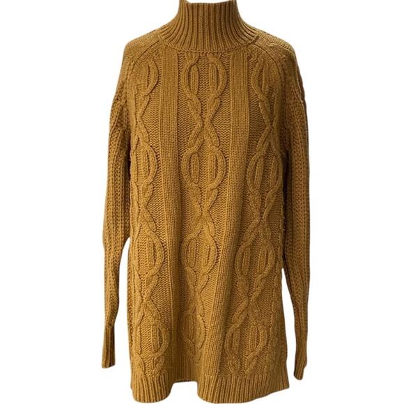 L.L. Bean Sweaters - L.L. Bean Cable Knit Fisherman Sweater Size Medium